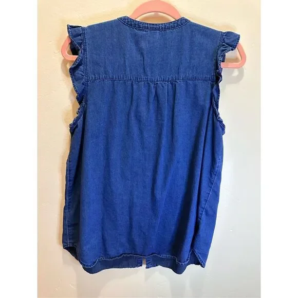 Old Navy Blue Denim Button Down Sleeveless Top Size Medium - Picture 4 of 4